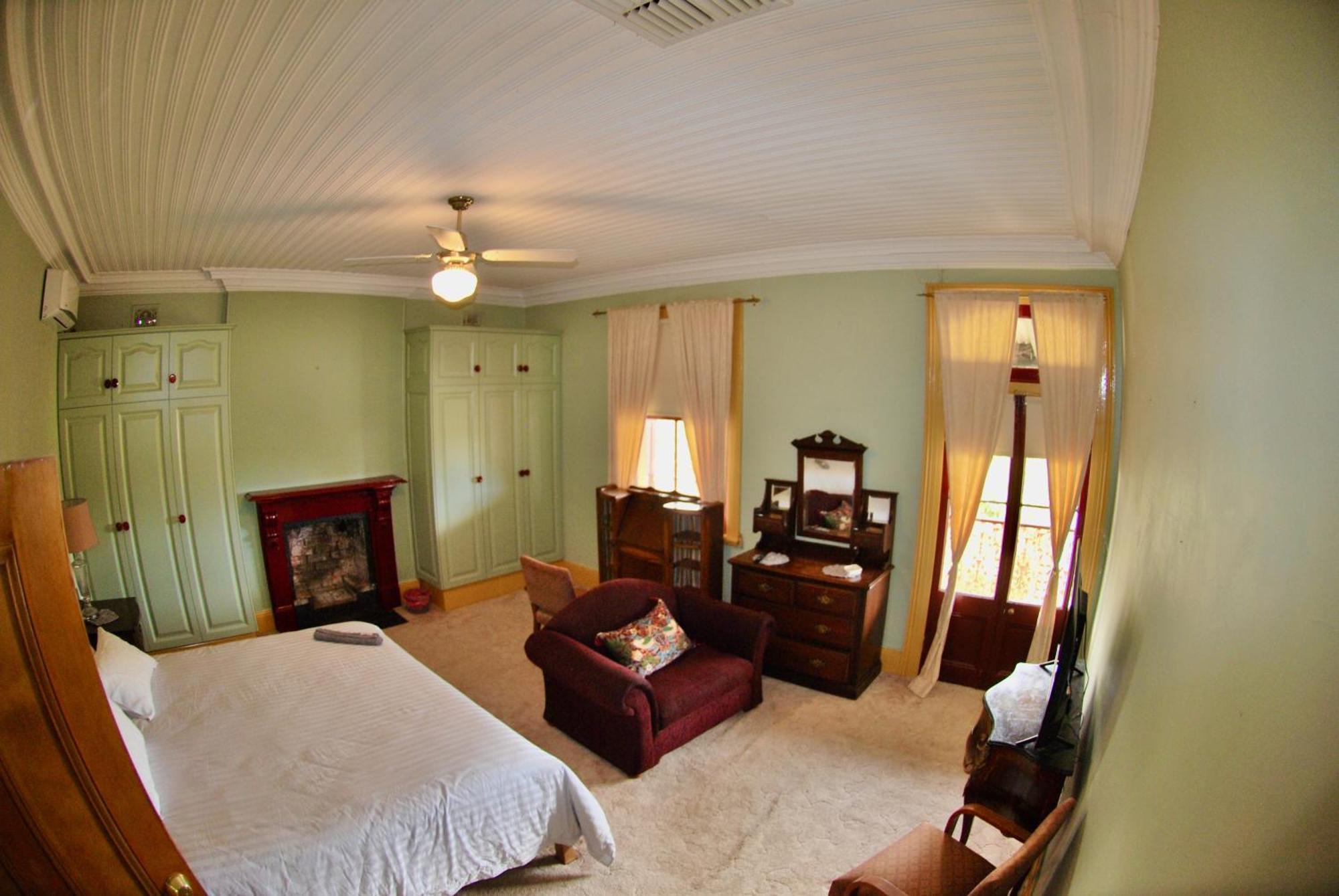 Historic Star Lodge And Station Masters House נאראנדרה חדר תמונה